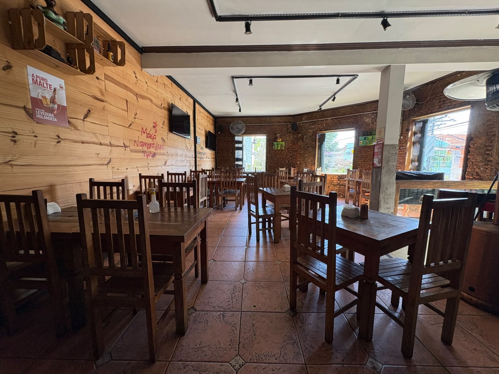 Ambiente do Maria Namoradeira